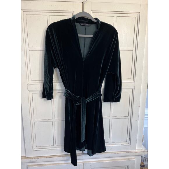 Zara Woman size medium dark green velour mini dress holiday Christmas - Picture 1 of 3